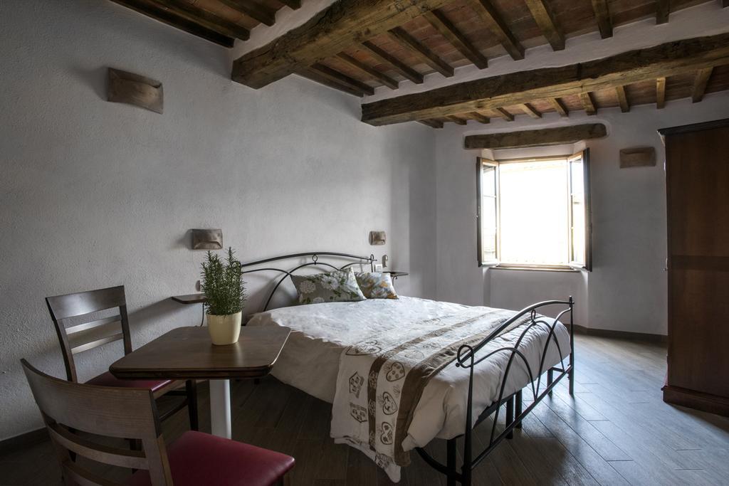 Bed and Breakfast Antico Borgo Seggiano Номер фото